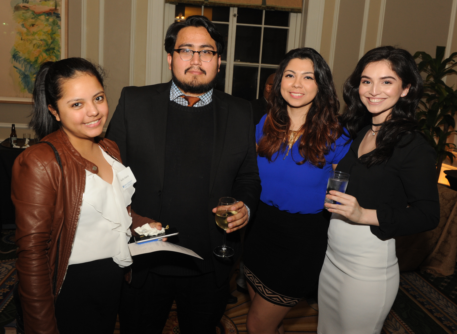 Journalism students and alumni were invited to attend the evening's event. (Photo Paul Berg.)
