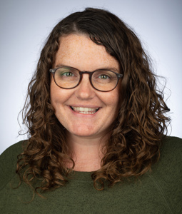 Karin Winters